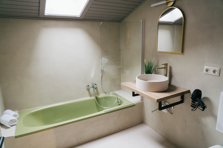 Bathroom 3, Urban Boutique Privatzimmervermietung, Salzburg