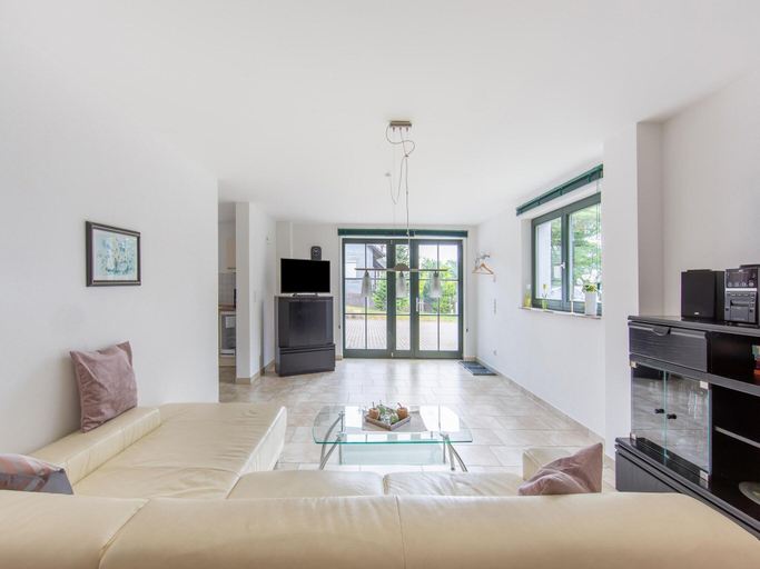 Others 5, Holiday Home with Terrace, Hildburghausen