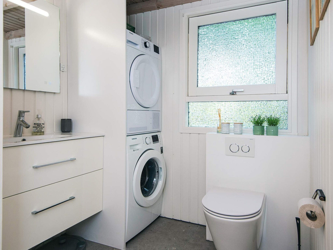 Bathroom, 4 Star Holiday Home in Bindslev, Hjørring