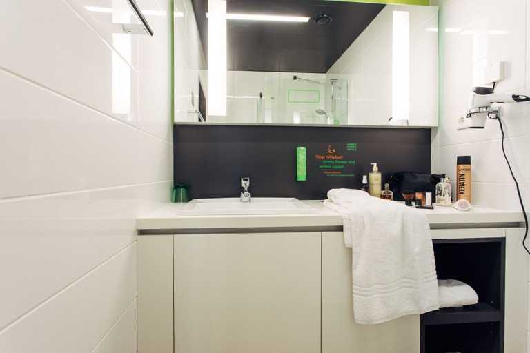 Bathroom 4, harry’s home Hart bei Graz hotel & apartments, Graz Umgebung