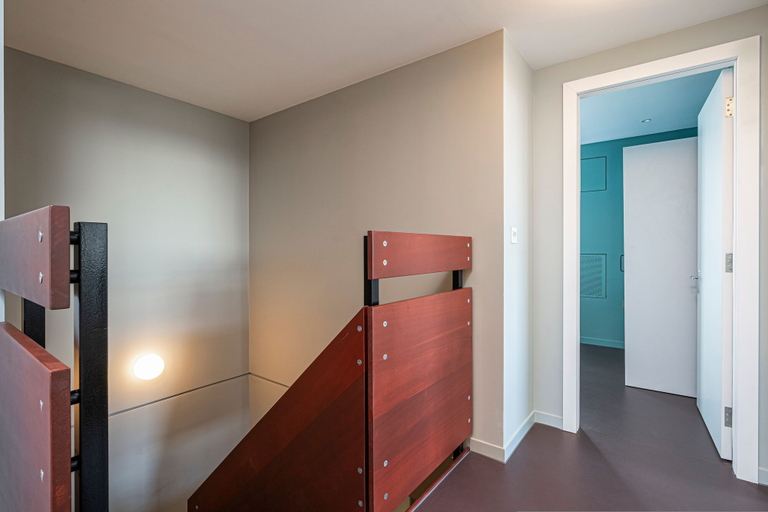 Room 3, Stylish Three-bedroom Apartment in Poplar, London