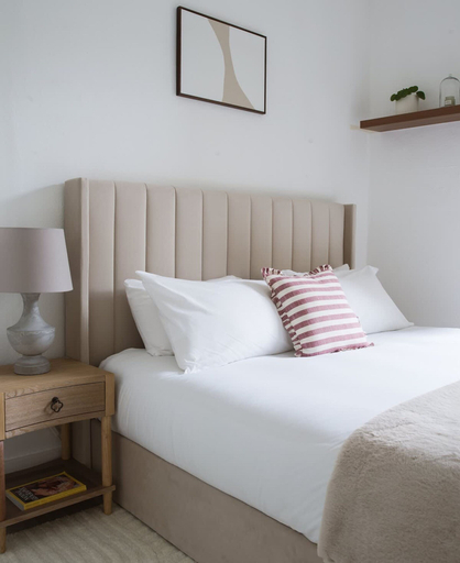 Room 5, Brook Green Stylish 2 bed, London