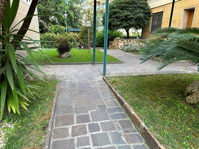 Others 4, Rome Maya Home, Rome