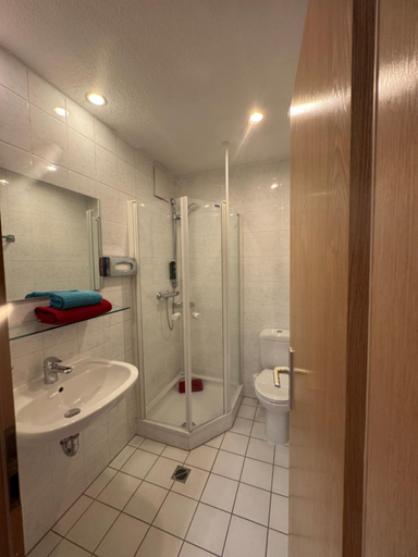 Bathroom 3, Hotel Garni Schick, Hochtaunuskreis