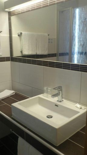 Bathroom 5, Europa Hotel, Ortenaukreis