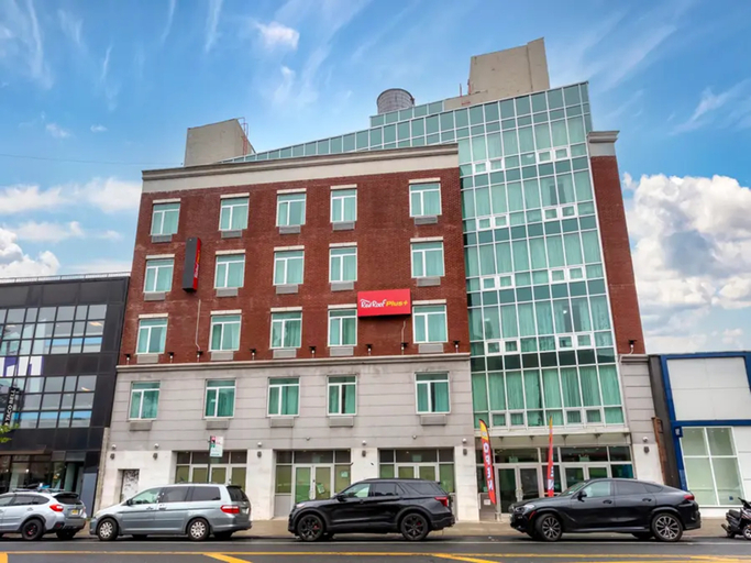 Exterior & Views 2, Red Roof PLUS+ Brooklyn - Flatbush Ave, New York