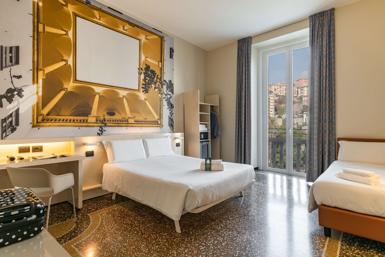 Bedroom 12
