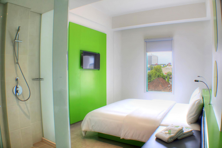 Bedroom 14