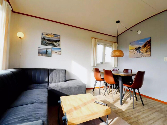 2, Restful Dune Chalet in Hollum, Ameland