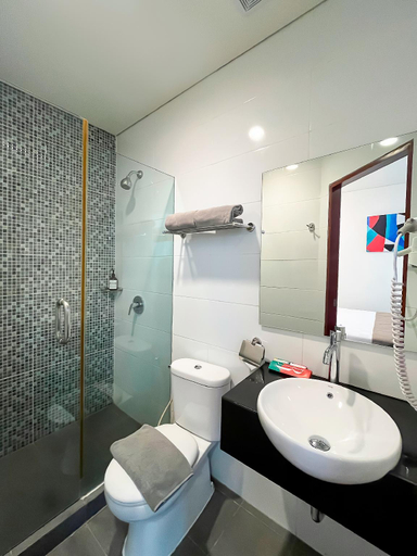 Bathroom 24