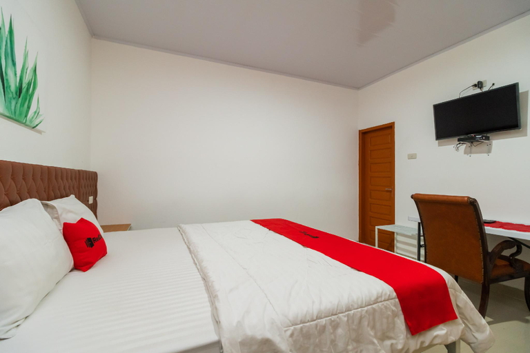Bedroom 13