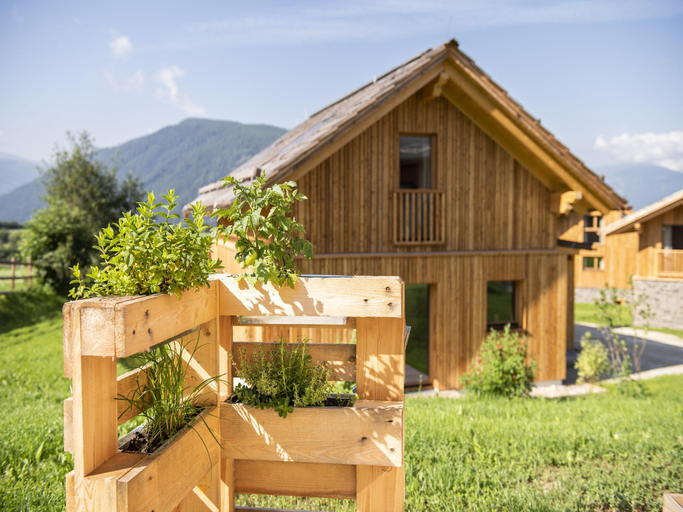 Others 5, Cosy chalet in Wolting with natural swimming pond, Tamsweg