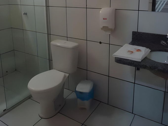 Bathroom 4, Recife Palace Hotel, Parauapebas