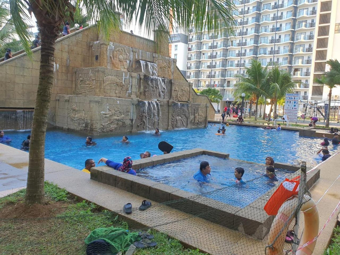 Sport & Beauty, SG Resort Residence, studio, sea & pool view, high level unit, Kuantan