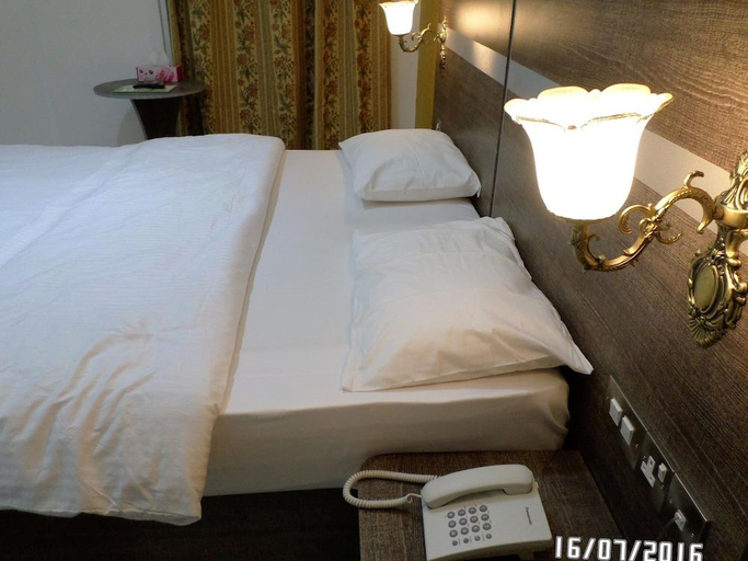 Bedroom 3, Sun City International Hotel, Dubai