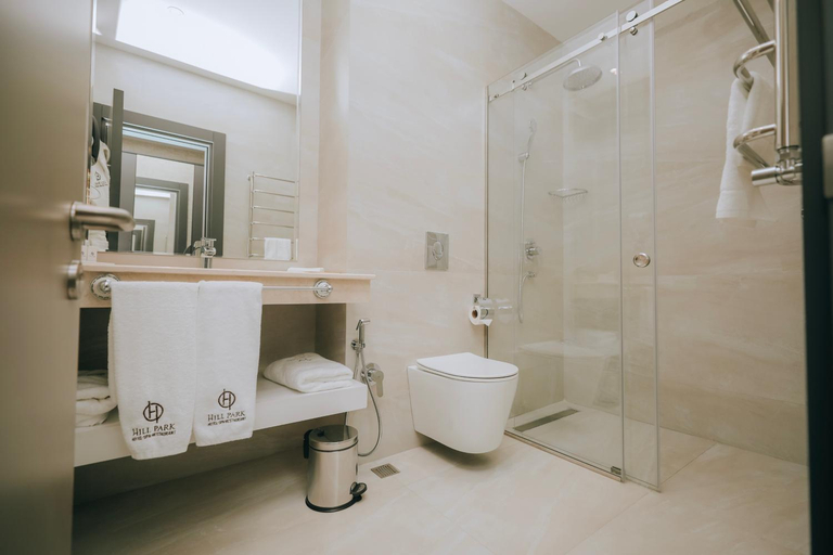 Bathroom 5, Hill Park Gusar, Quba