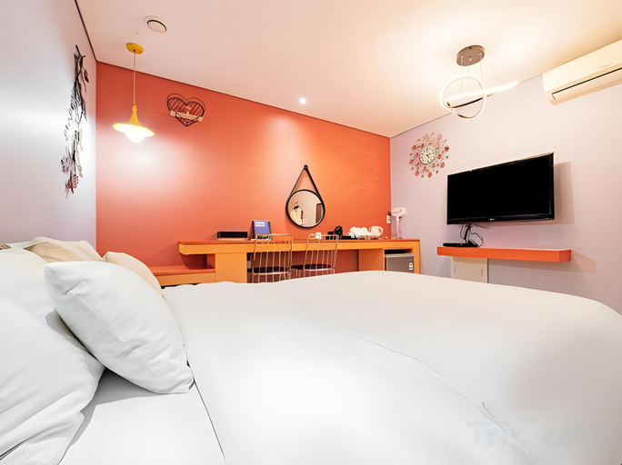 Bedroom 3, Shinchon Y Hotel, Mapo