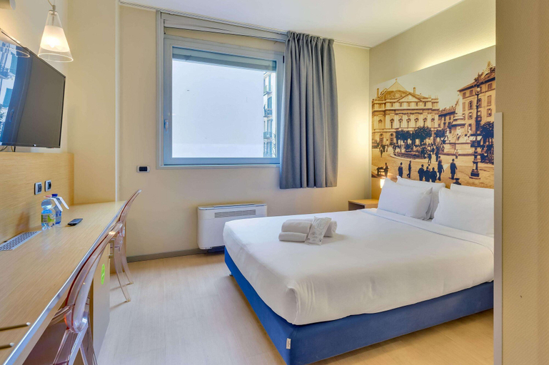 Bedroom 8
