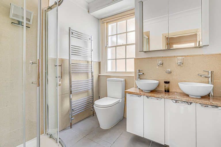 Room 4, Elegant 5bed House Next to Harrods Knightsbridge, London