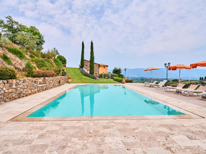 Sport & Beauty 4, Tranquil Chianti Escape for 4, Arezzo