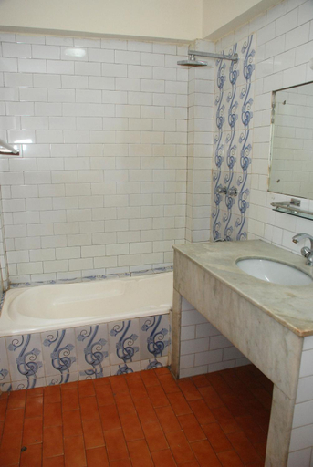 Bathroom 3, The Hotel Pleasure Home Inn, Bagmati