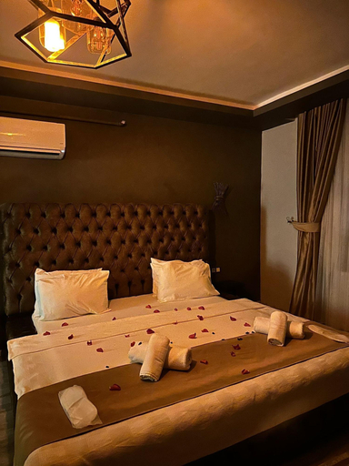 Bedroom 5, WENİRVANA OTEL, Merkez