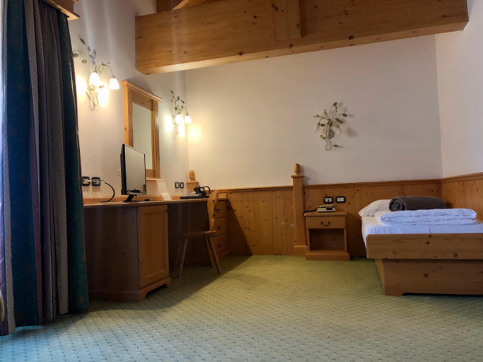 Bedroom 3, Domina Parco Dello Stelvio, Trento