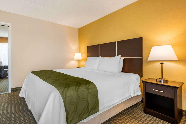 Bedroom 3, Quality Inn & Suites, Peel