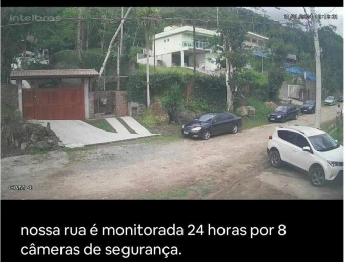 Others 4, Hospedagem para temporada em Ubatuba, Ubatuba