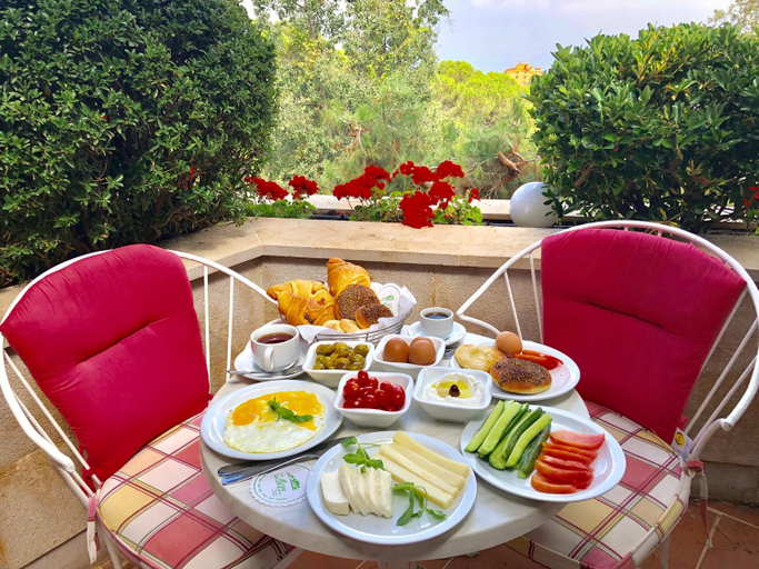 Food & Drinks 5, Merry Land Hotel, El Metn