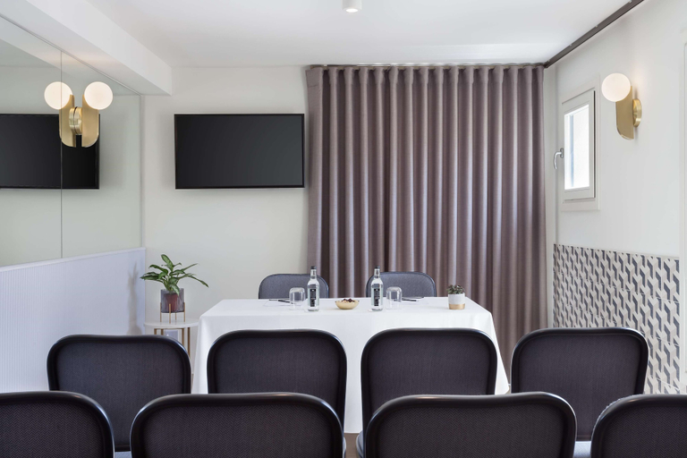 Business Facilities