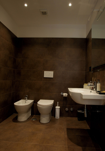 Bathroom 5, St. Peter' Six Rooms & Suites, Rome
