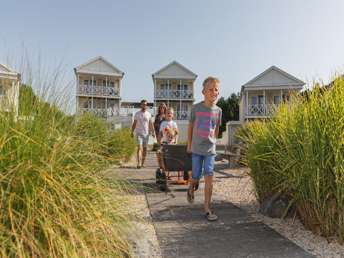 Others 3, Cozy Lodge Near the Beach, Noord-Beveland