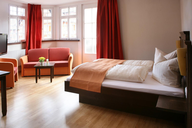 Bedroom 2, Lowen-Post, Freudenstadt