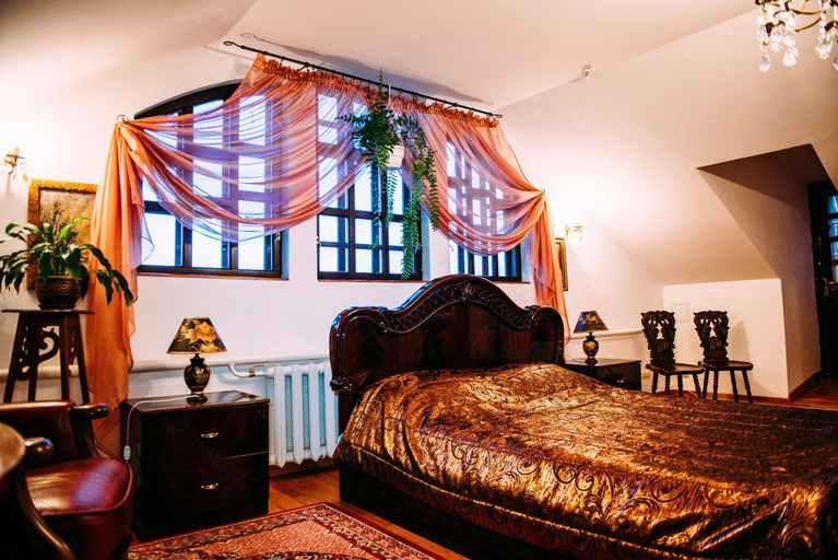 Others 4, Antique House Hotel, Dubnivs'ka