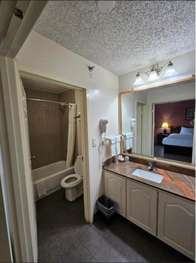 Bathroom 3, Royal Suites, East Baton Rouge