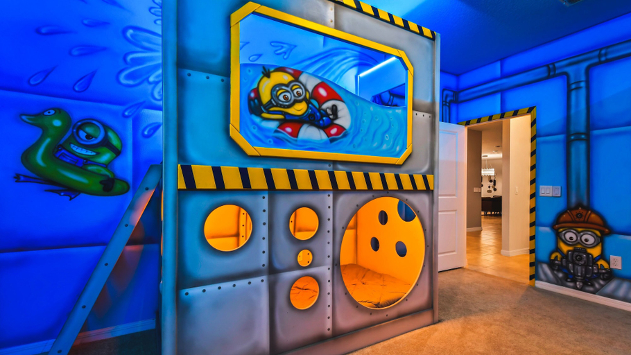 Others 1, Mario Game Room Theater Loft w/ Pool Spa Disney, Polk
