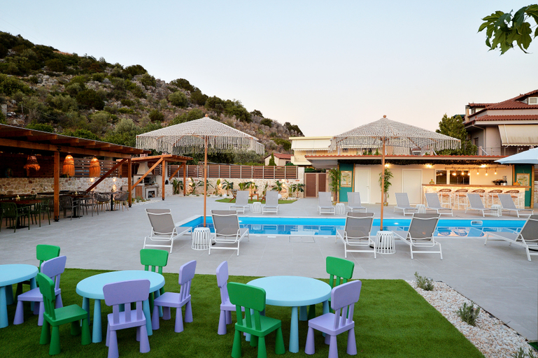 Food & Drinks 4, ID Holiday Living, Peloponnese