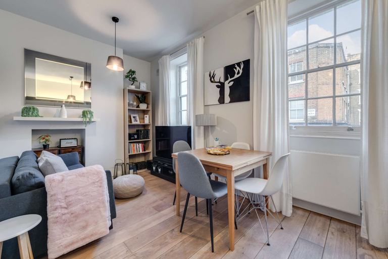 Room 5, The Foxhole - Fitzrovia - by Frankie Says, London