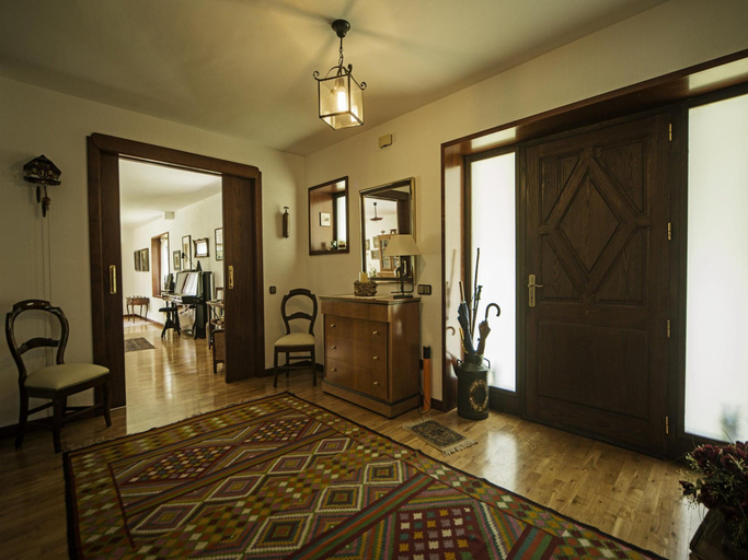 Others 4, Chalet in Vielha near Baqueira Ski Resort, Lleida
