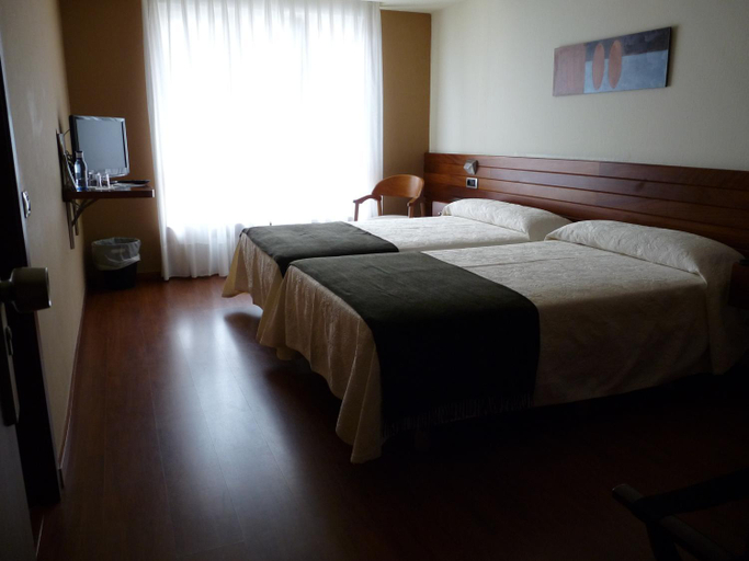 Bedroom 2, Hotel Restaurante San Anton, Asturias