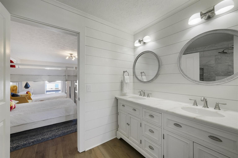 Bathroom 3, Rays on 30A, Walton