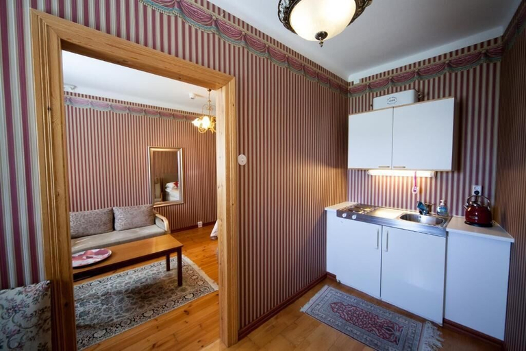 Others 5, Hotel Hospitz, Southern Savonia