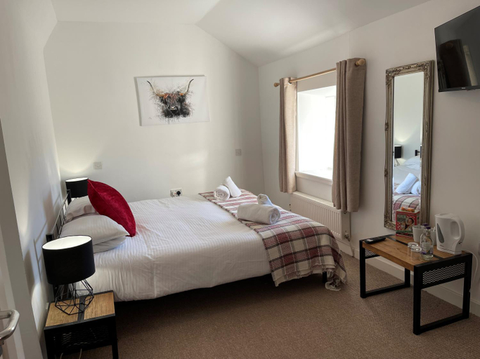 Bedroom 2, The Strontian Hotel, Highland