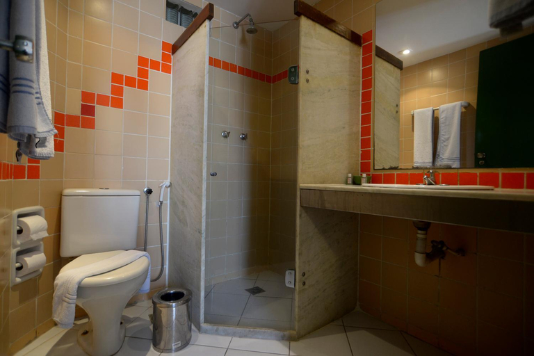 Bathroom 4, Rede Andrade Mar Hotel, Salvador