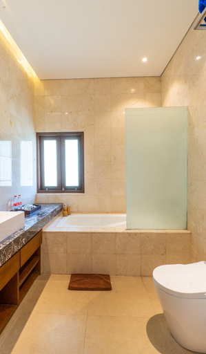 Bathroom 27