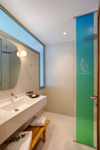 Bathroom 5, Arina Beach Resort - All inclusive, Crete