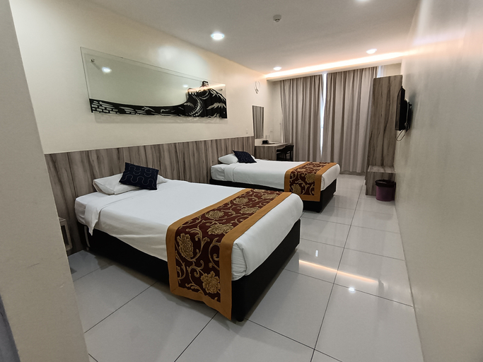 Bedroom 12