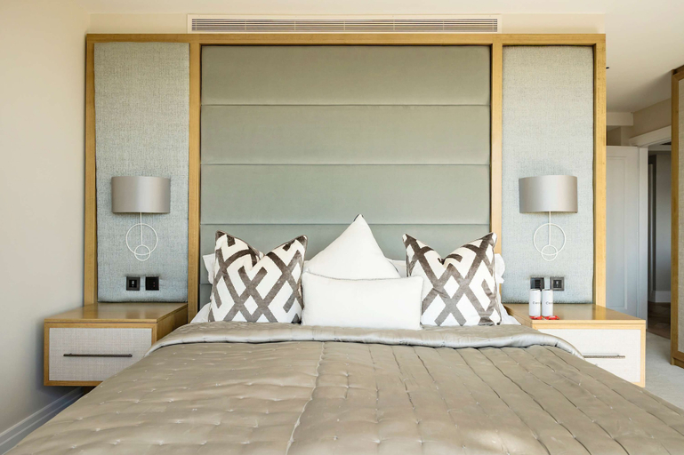 Room 2, Regents Park Penthouse, London