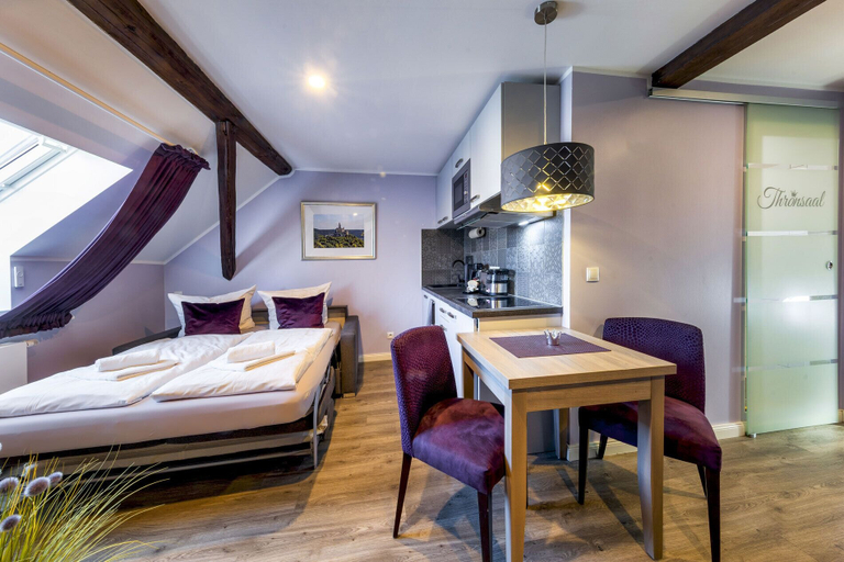 Bedroom 3, Burgenheimat, Mayen-Koblenz